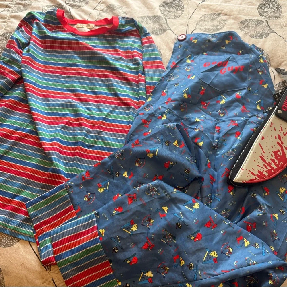 Adult Chucky Costume with Knife Purse Accessory - Picture 5 of 5